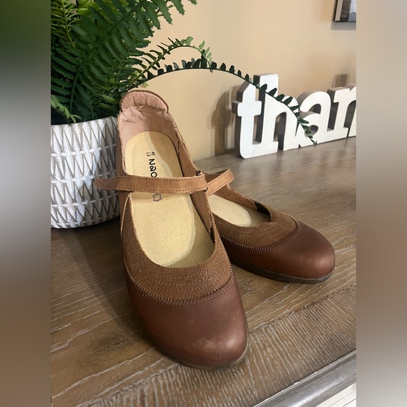 Naot Kirei Mary Jane Brown Leather Shows size 9 - Picture 4 of 16